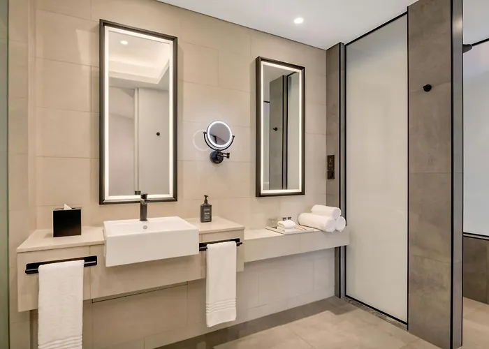 Sheraton Mall Of The Emirates Hotel, Dubai